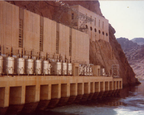 hooverdampowergenerators1981.jpg